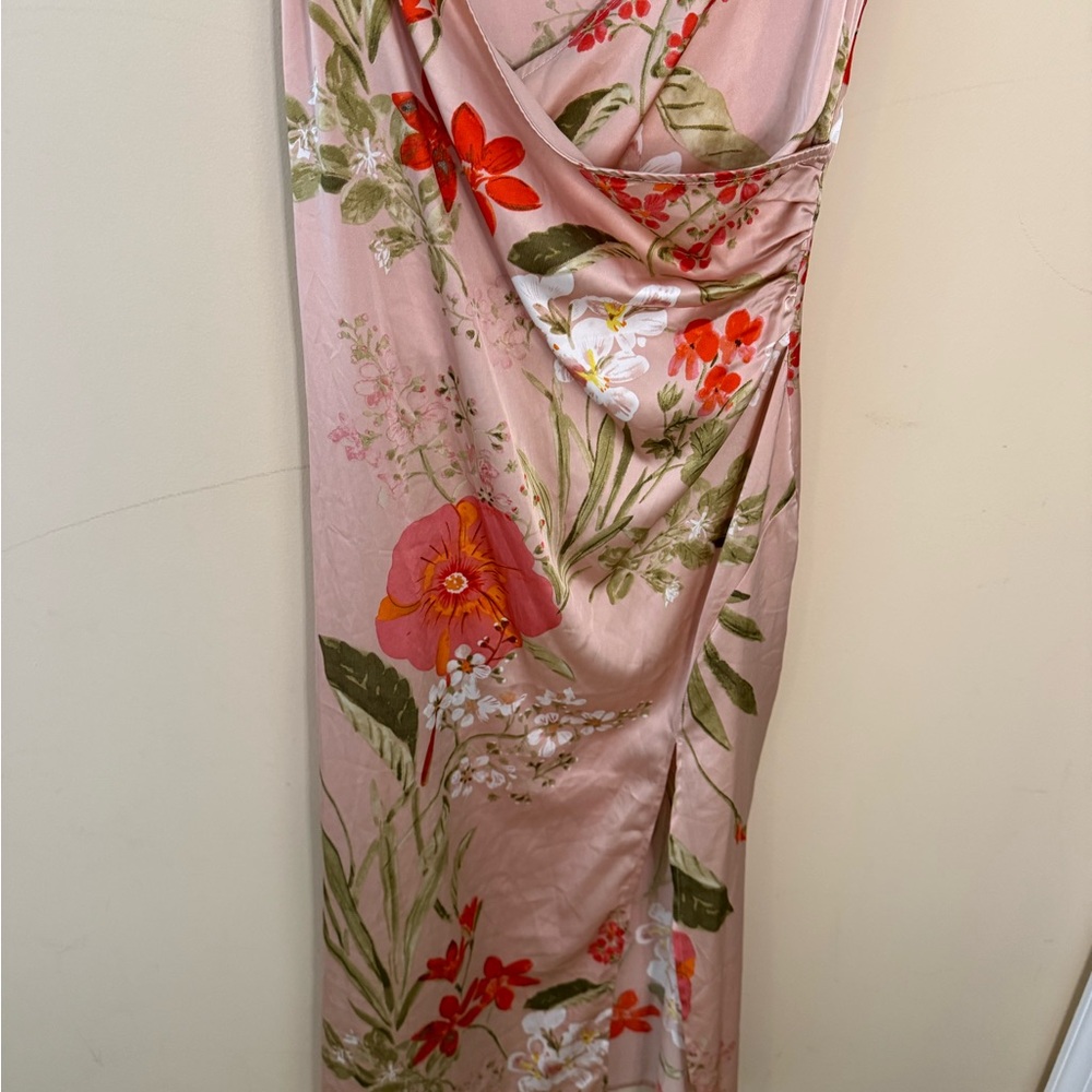 Lulus pink floral print satin midi dress wedding guest final size M - Picture 3 of 7